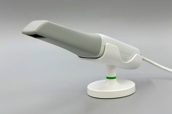 Apakah kelebihan pengimbas lisan?